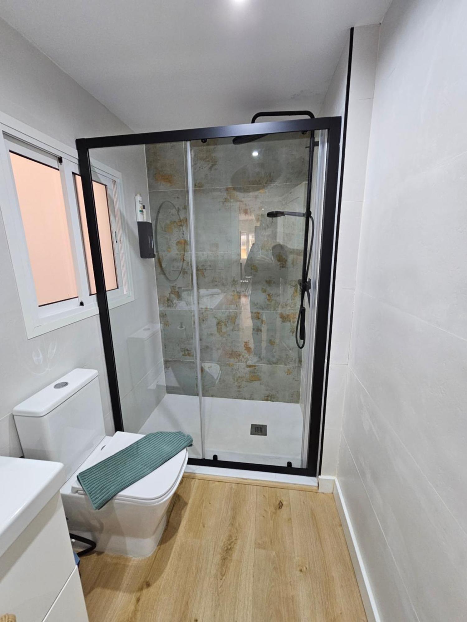 Exclusivo Apartamento Cerca De La Playa Málaga Eksteriør billede